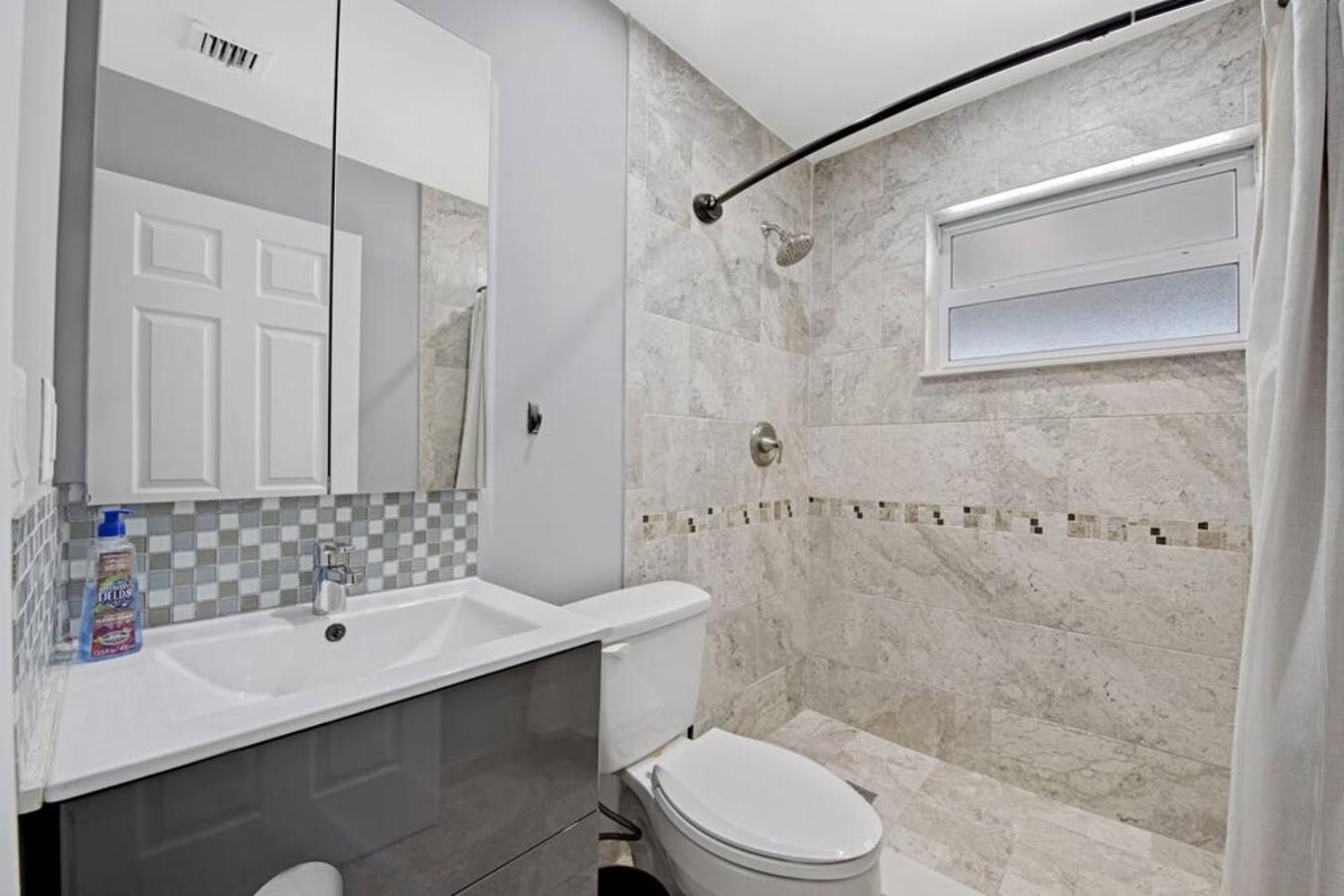 Lake House Unit 1 By Pmi Davie Extérieur photo