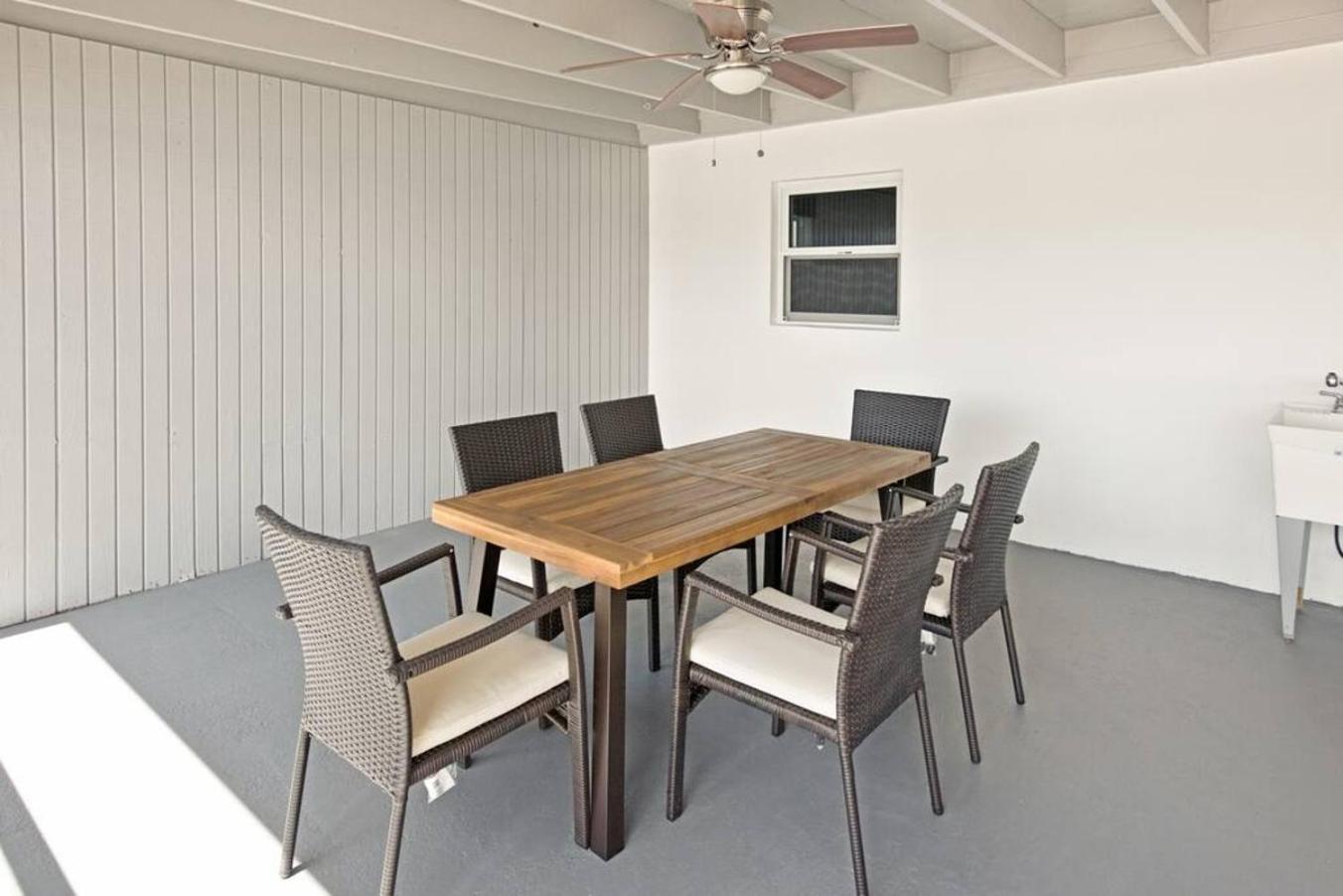 Lake House Unit 1 By Pmi Davie Extérieur photo